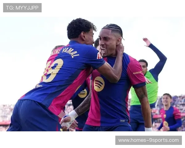 拉菲尼亚门前补射完成大逆转