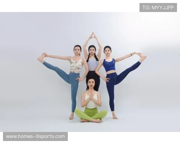 瑜伽选手在国际比赛中获得最佳团队奖，瑜伽世界冠军